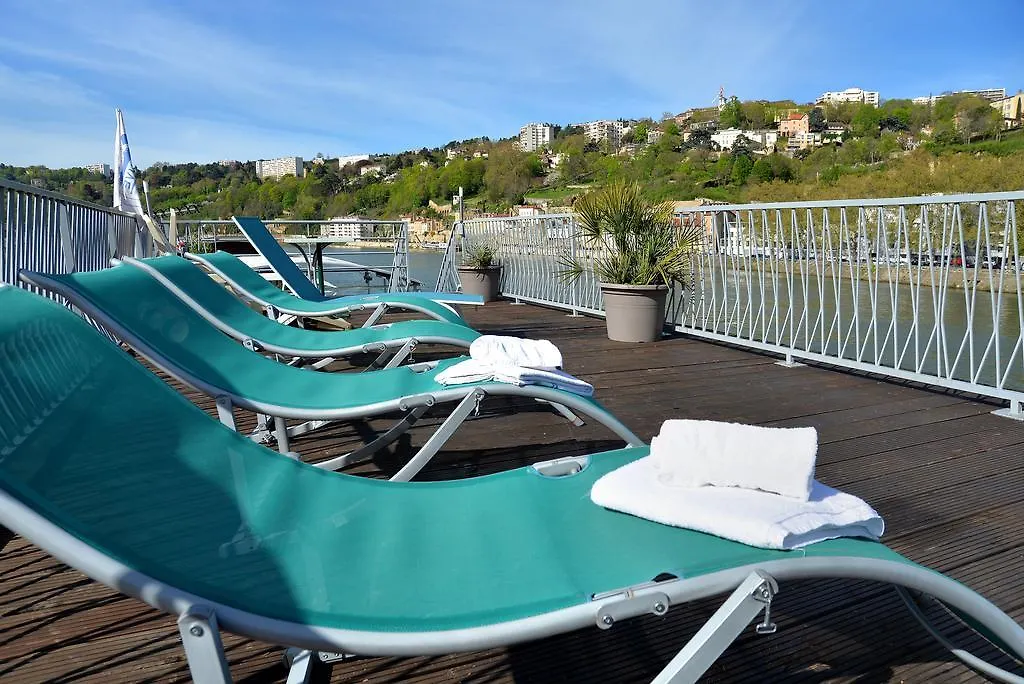 Studios Peniche Lyon Centre Vieux Lyon Confluence Apartment